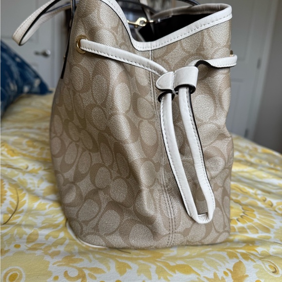 Coach Light Beige Signature Tote - Picture 9 of 16